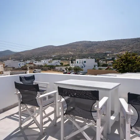 Holiday home Traditional White House2 Dhragoulas