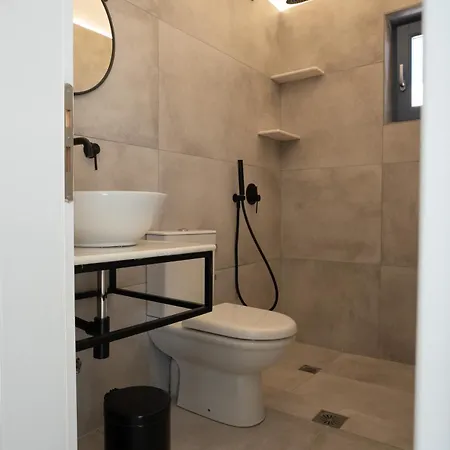 Holiday home Traditional White House2 Dhragoulas