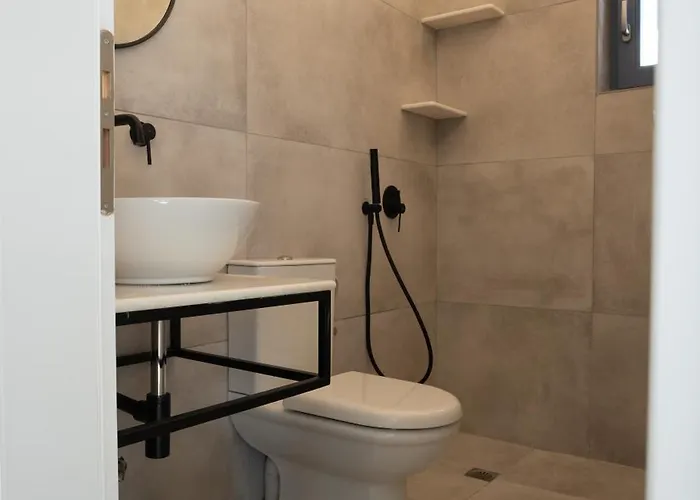 Holiday home Traditional White House2 Dhragoulas